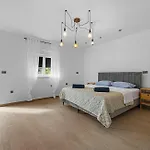 Malenica Villa *