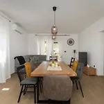 Malenica Villa *
