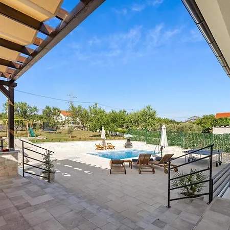 Malenica Villa Danilo Biranj