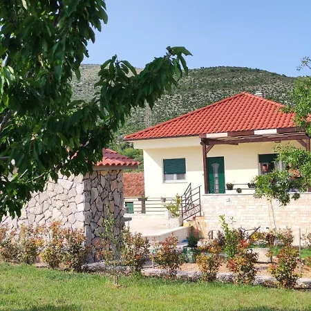 Willa Malenica - Pool And 1000m2 Fenced Garden
