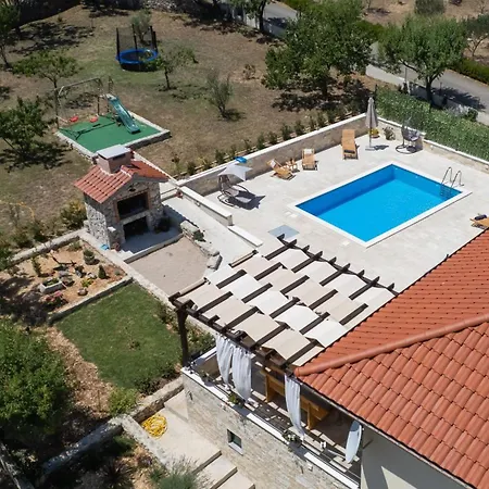 Willa Malenica - Pool And 1000m2 Fenced Garden