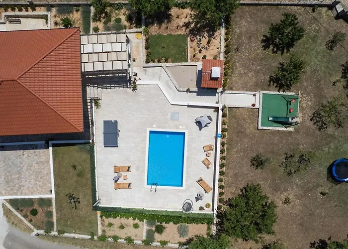 Malenica Villa Danilo Biranj