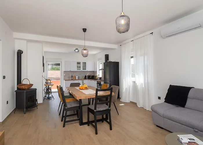 Malenica * Danilo Biranj